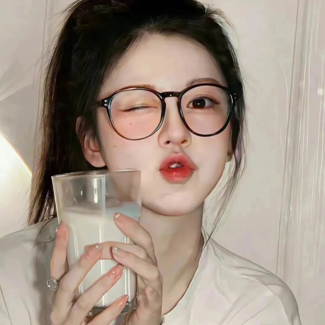 女人在家